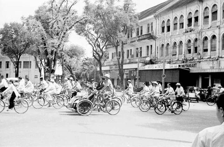 Cô giáo mầm non và hành trình 